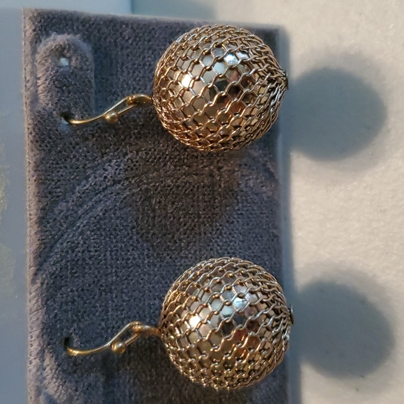 Chain mesh covered necklace and earrings - Picture 3 of 3